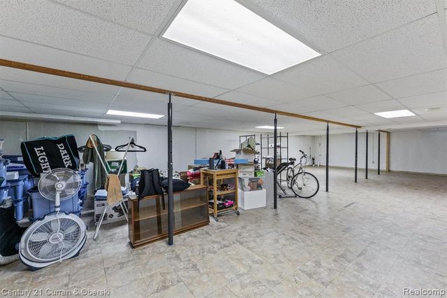 15389 Lakeside Street, Plymouth, MI 48170