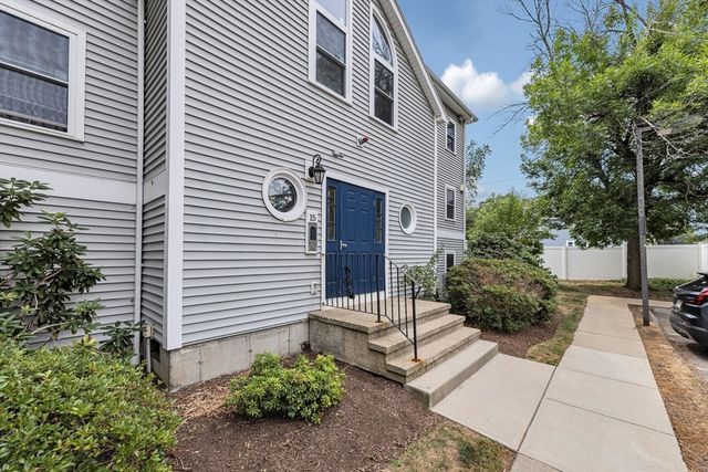 15 Marion Street D, Boston, MA 02131