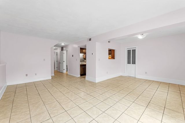 15 Marion Street D, Boston, MA 02131
