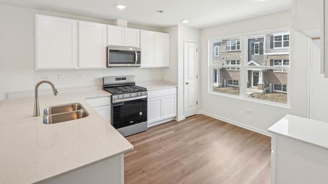 6395 Ulster Drive, Tinley Park, IL 60477