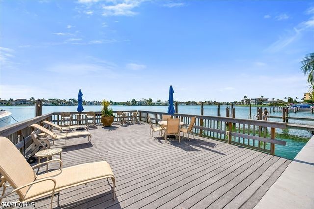 3500 Gulf Shore BLVD N 104, Naples, FL 34103