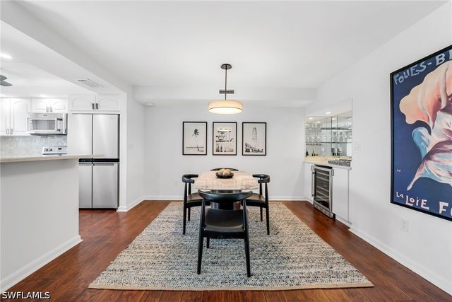 3500 Gulf Shore BLVD N 104, Naples, FL 34103