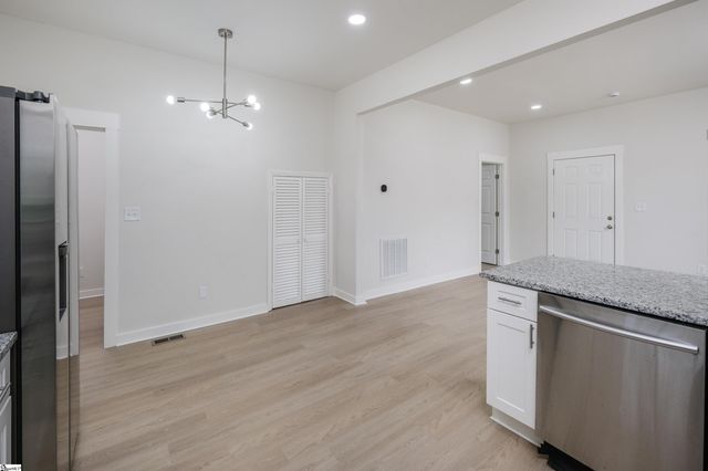 59 Smythe Avenue, Greenville, SC 29605