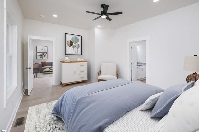 59 Smythe Avenue, Greenville, SC 29605