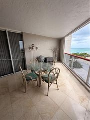 6767 Collins Ave 504, Miami Beach, FL 33141
