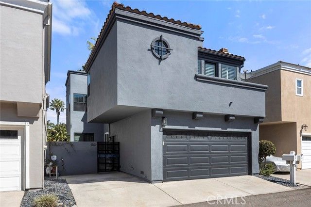 406 Goldenwest Street, Huntington Beach, CA 92648