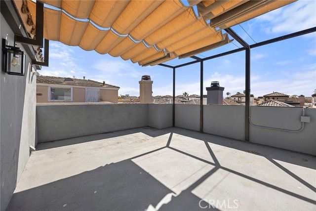 406 Goldenwest Street, Huntington Beach, CA 92648