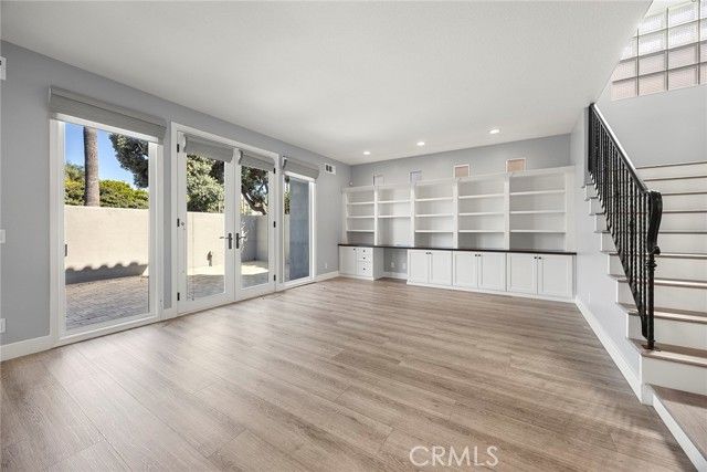 406 Goldenwest Street, Huntington Beach, CA 92648