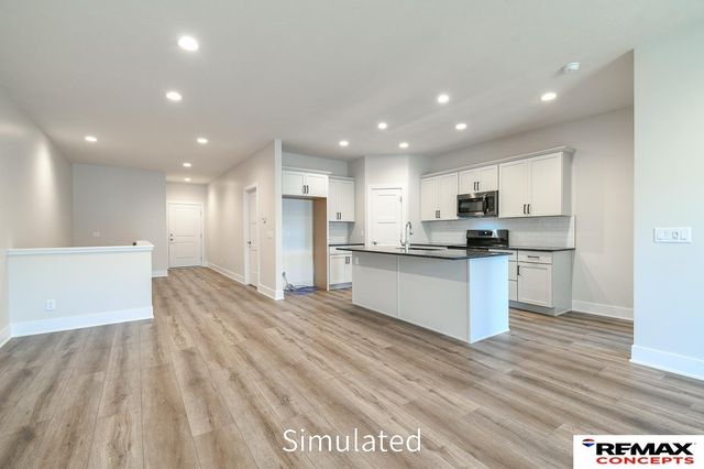 5807 S 94th Street, Lincoln, NE 68526