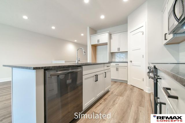 5807 S 94th Street, Lincoln, NE 68526