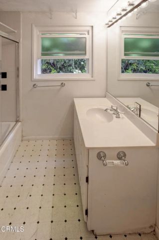 10852 Plainview Avenue, Los Angeles, CA 91042