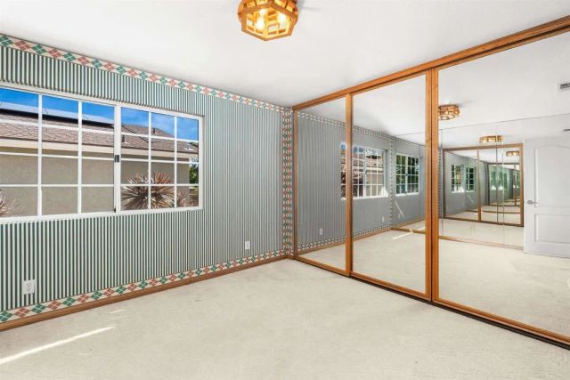 2731 Schenley, San Diego, CA 92122