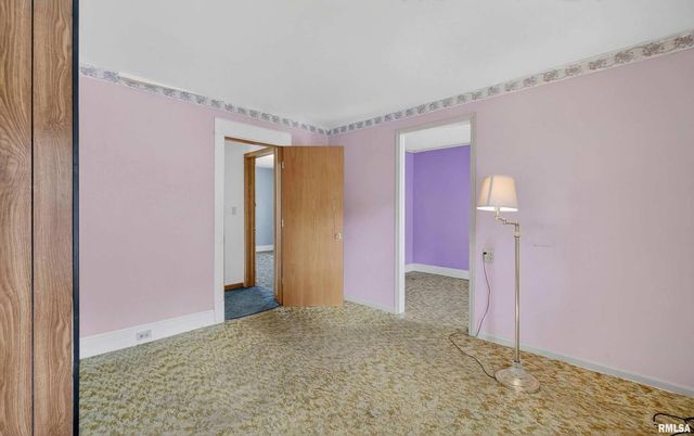 4213 14TH Avenue, Rock Island, IL 61201