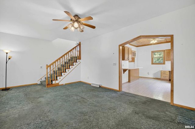 4213 14TH Avenue, Rock Island, IL 61201