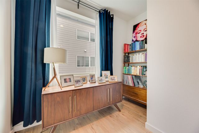 4705 Bryan Street 302, Dallas, TX 75204