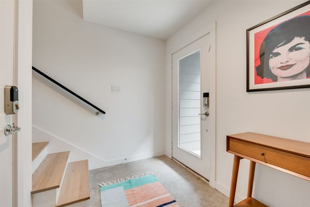 4705 Bryan Street 302, Dallas, TX 75204