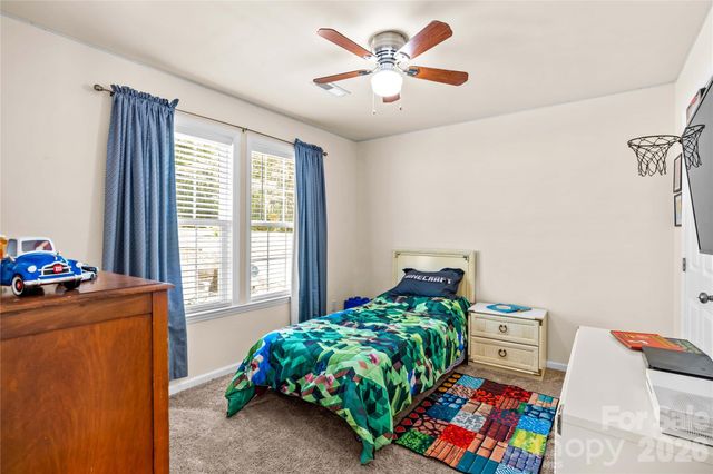 122 S Yadkin River Road, Statesville, NC 28625