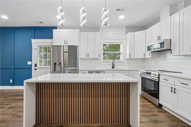 629 Elmwood Street, Canton, GA 30114