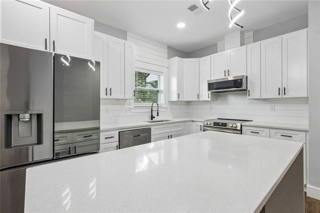 629 Elmwood Street, Canton, GA 30114