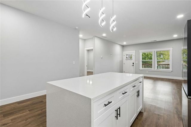 629 Elmwood Street, Canton, GA 30114