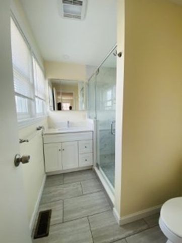 11 Selwyn Rd, Braintree, MA 02184