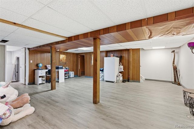 32808 Wareham Court, Warren, MI 48092