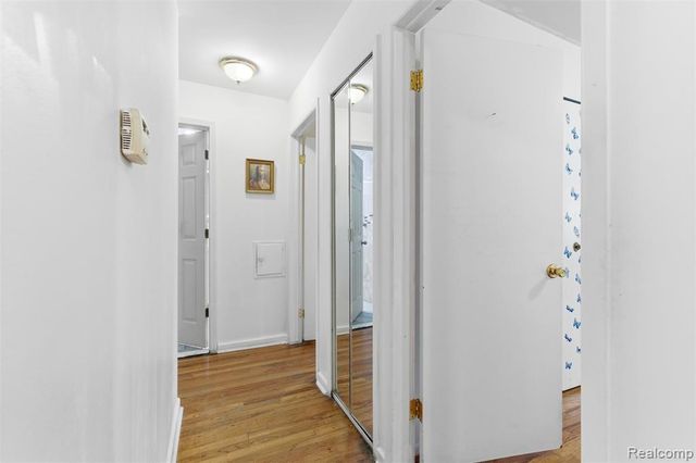 32808 Wareham Court, Warren, MI 48092