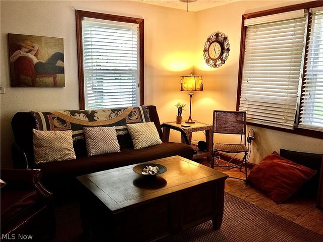 6359 Lake Rd West, Saybrook, OH 44004