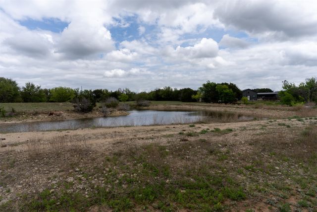 377 County Road 2530, Meridian, TX 76665