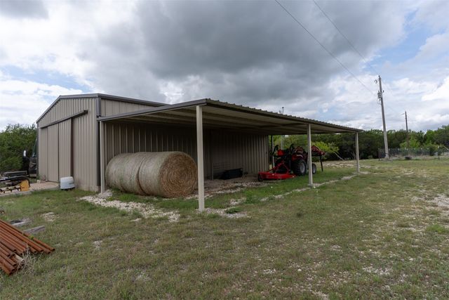 377 County Road 2530, Meridian, TX 76665