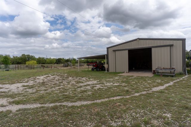 377 County Road 2530, Meridian, TX 76665