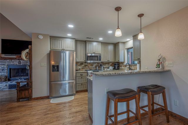 377 County Road 2530, Meridian, TX 76665