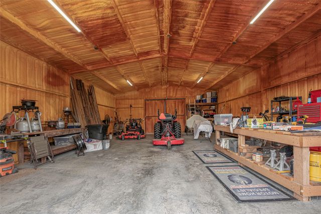 377 County Road 2530, Meridian, TX 76665