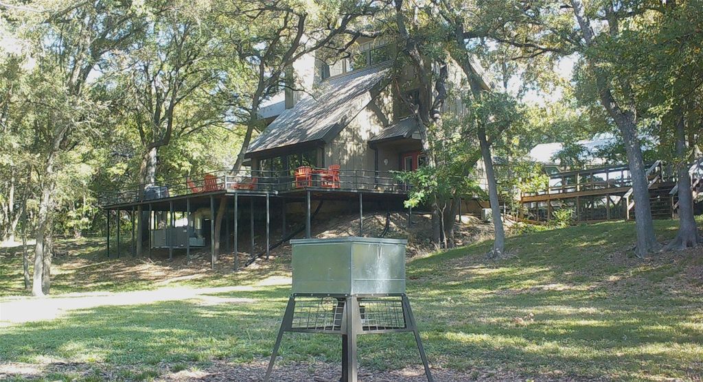 377 County Road 2530, Meridian, TX 76665