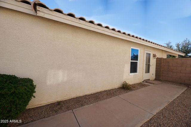 888 N COLE Drive, Gilbert, AZ 85234