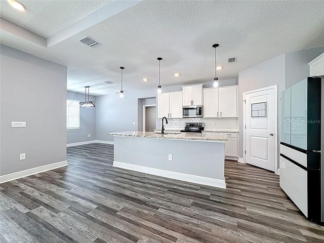 17535 CANTARINA COVE, Lakewood Ranch, FL 34211