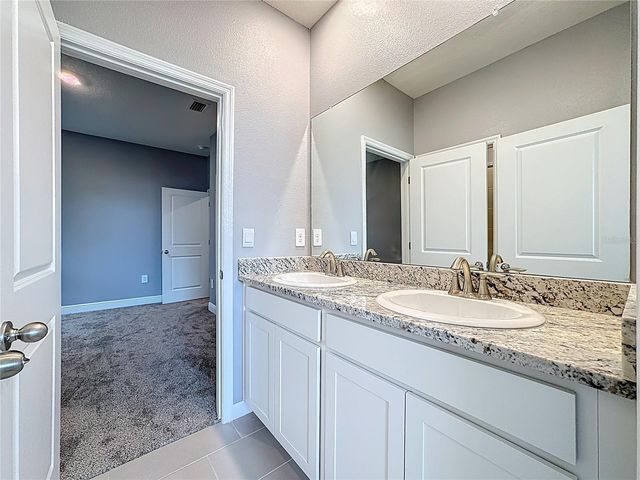 17535 CANTARINA COVE, Lakewood Ranch, FL 34211