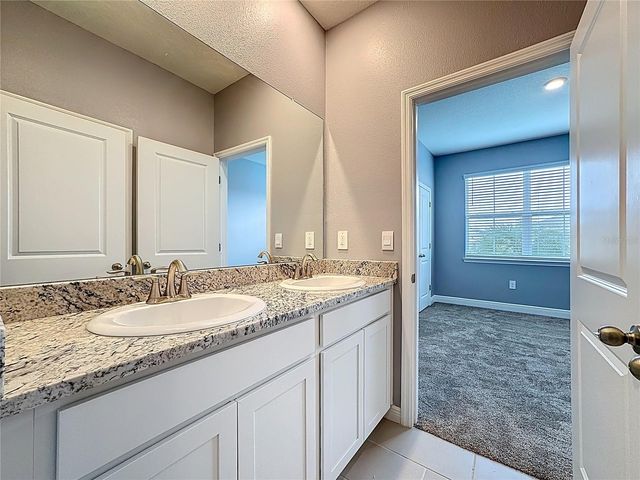 17535 CANTARINA COVE, Lakewood Ranch, FL 34211