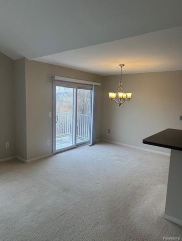 51615 Hale Lane, Chesterfield, MI 48051