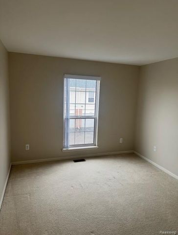 51615 Hale Lane, Chesterfield, MI 48051