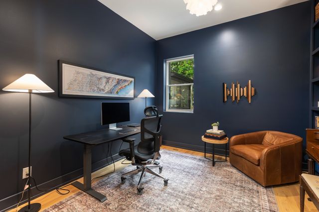 1504 Grandview Dr, Nashville, TN 37215