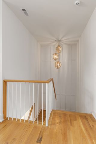 1504 Grandview Dr, Nashville, TN 37215