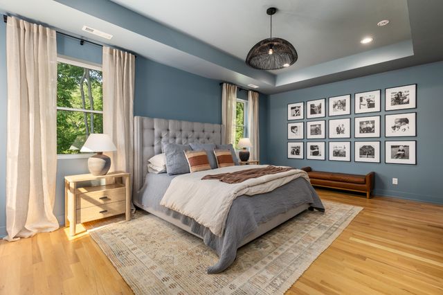 1504 Grandview Dr, Nashville, TN 37215