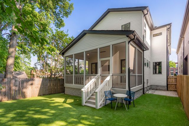 1504 Grandview Dr, Nashville, TN 37215