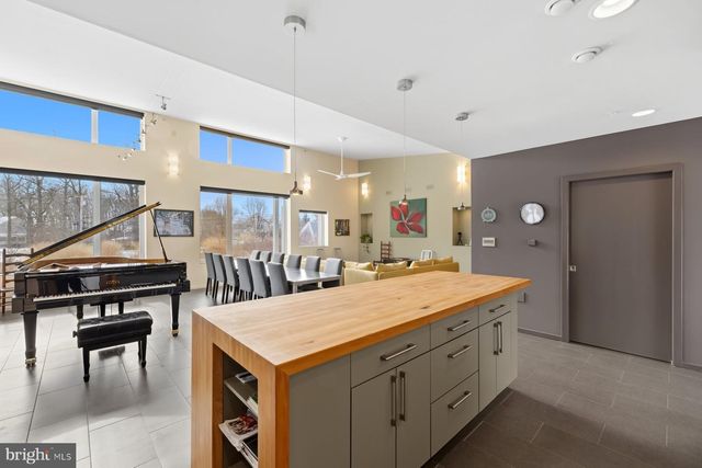 11232 OLD HOPKINS RD, Clarksville, MD 21029