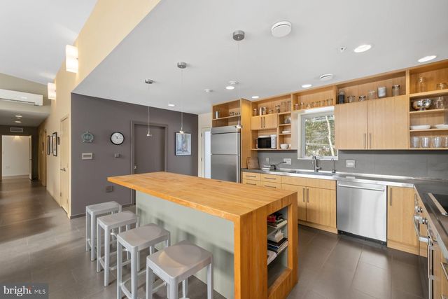 11232 OLD HOPKINS RD, Clarksville, MD 21029