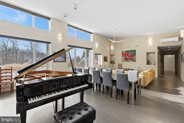 11232 OLD HOPKINS RD, Clarksville, MD 21029