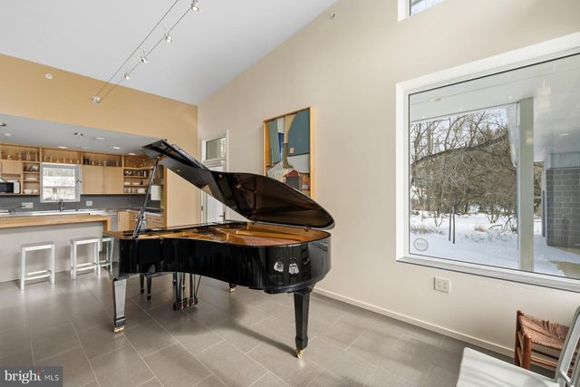 11232 OLD HOPKINS RD, Clarksville, MD 21029