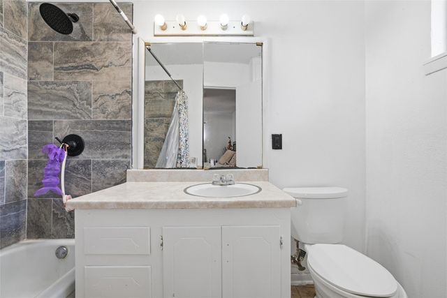 2724 Old Robinson Road, Waco, TX 76706