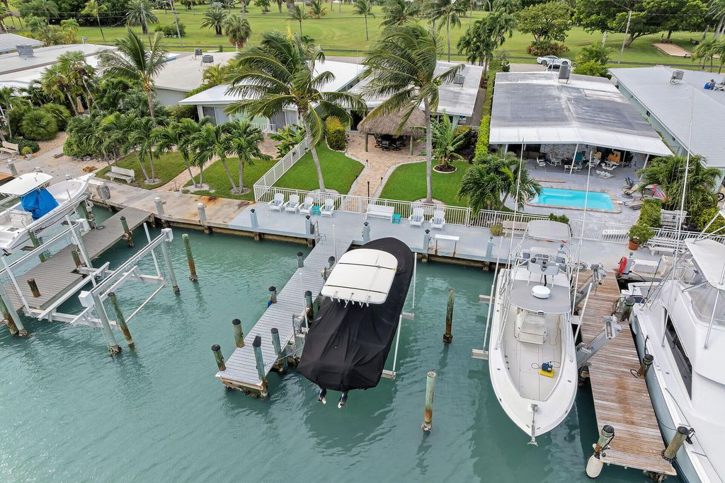 50 7Th Avenue, Key Colony, FL 33051